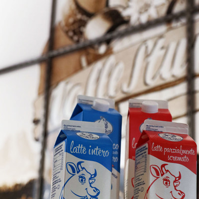 Latte Intero E Scremato